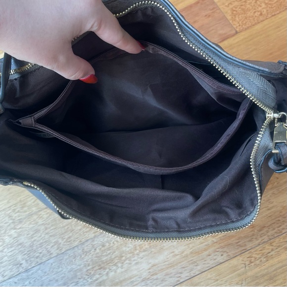 Gray Hobo Bag with Gold Hardware and Slouchy Silhouette and Lots of Pockets NWT - Picture 9 of 12